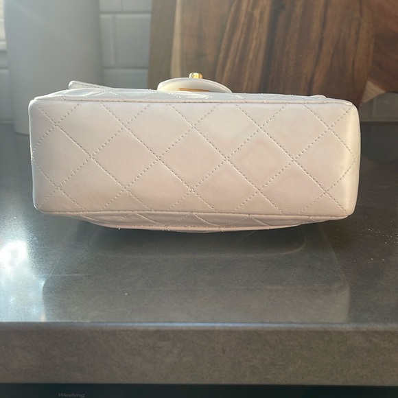 ❌sold❌ Chanel Mini Square Classic Flap Bag 24K Lambskin - Picture 5 of 17